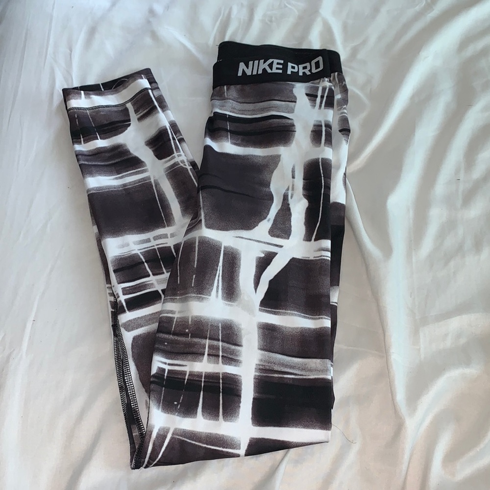 🌵Nike Dri-Fit Pro Leggings